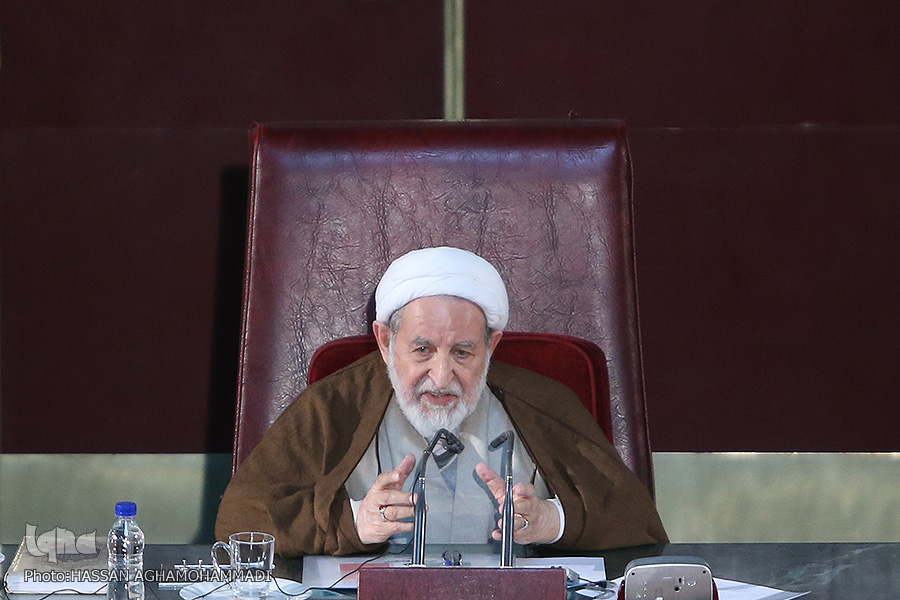 نگاهی به زندگینامه و خدمات علمی آیت‌الله محمد یزدی