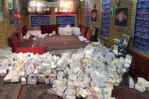 ارسال نشود////اینجا &laquo;کرم&zwnj;خانه&raquo; است / ارائه خدمات جهادی از اشتغال&zwnj;زایی برای نیازمندان تا توزیع نان رایگان