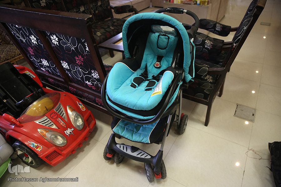 یلدای شیرین هم نمک برای 2000 نیازمند/ دست&zwnj;هایی که هم لایک می&zwnj;کنند هم بسته&zwnj;بندی