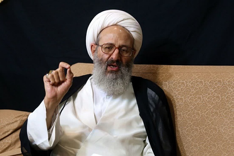 آیت&zwnj;الله محسن فقیهی، از اعضای جامعه مدرسین حوزه قم و استاد سطح خارج حوزه