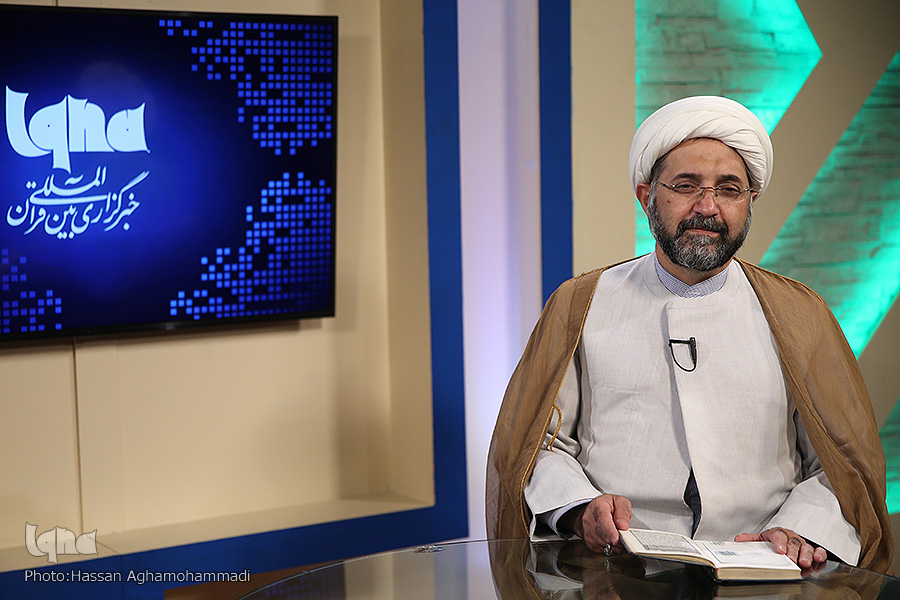 حجت&zwnj;الاسلام والمسلمین کاوس روحی&zwnj;برندق، عضو هیئت علمی دانشگاه تربیت مدرس