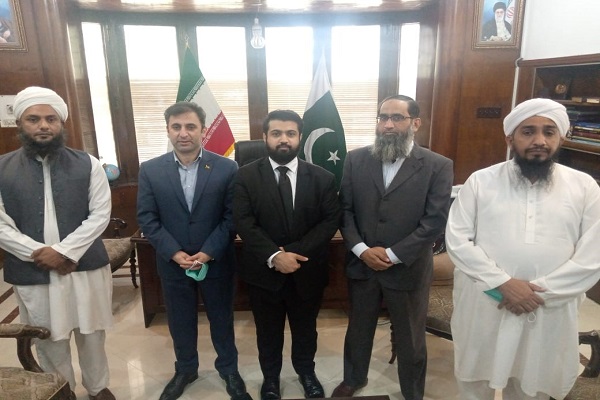 گسترش همکاری&zwnj;های قرآنی ایران با مؤسسه دینی لاهور