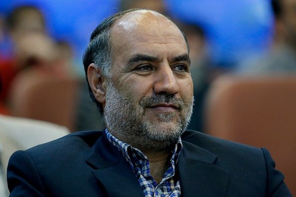 کافی: تفکرات روشنفکری عامل فاصله&zwnj;گیری از نیایش&zwnj;ها شده است