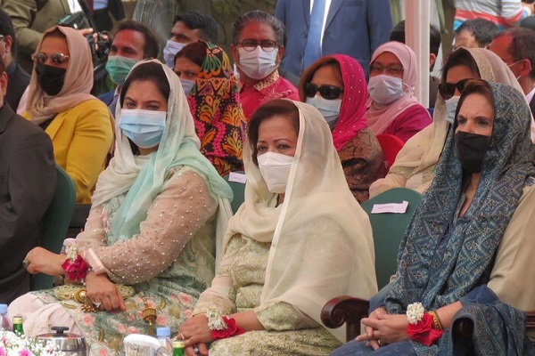 درخشش غرفه فرهنگی ایران در جشنواره بین‌المللی نوروز در پاکستان + عکس