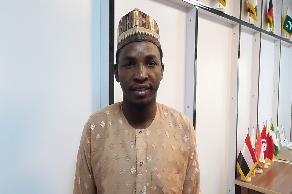 مسائل اقتصادی در نیجریه باعث تشویق افراد به خویش‌فرما شدن است