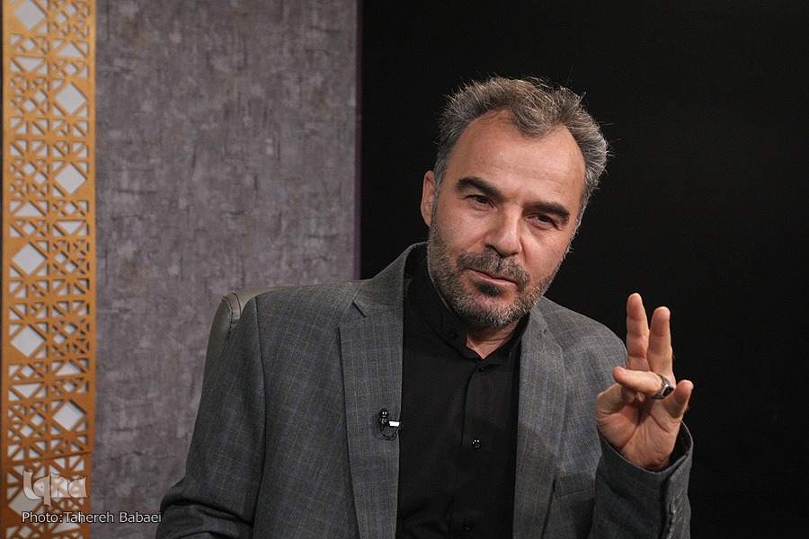 میکائیل باقری