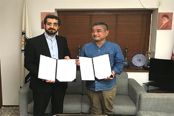 سیره پیامبر(ص) و ائمه(ع) در ژاپن منتشر می‌شود