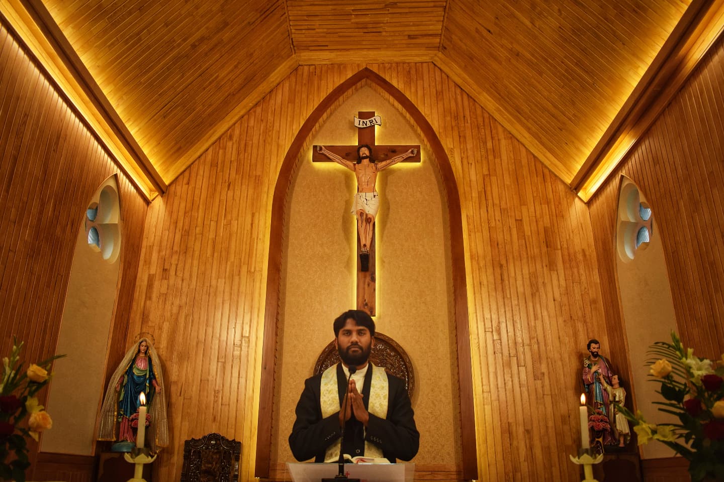 برگزاری جشن‌های کریسمس در دره کشمیر