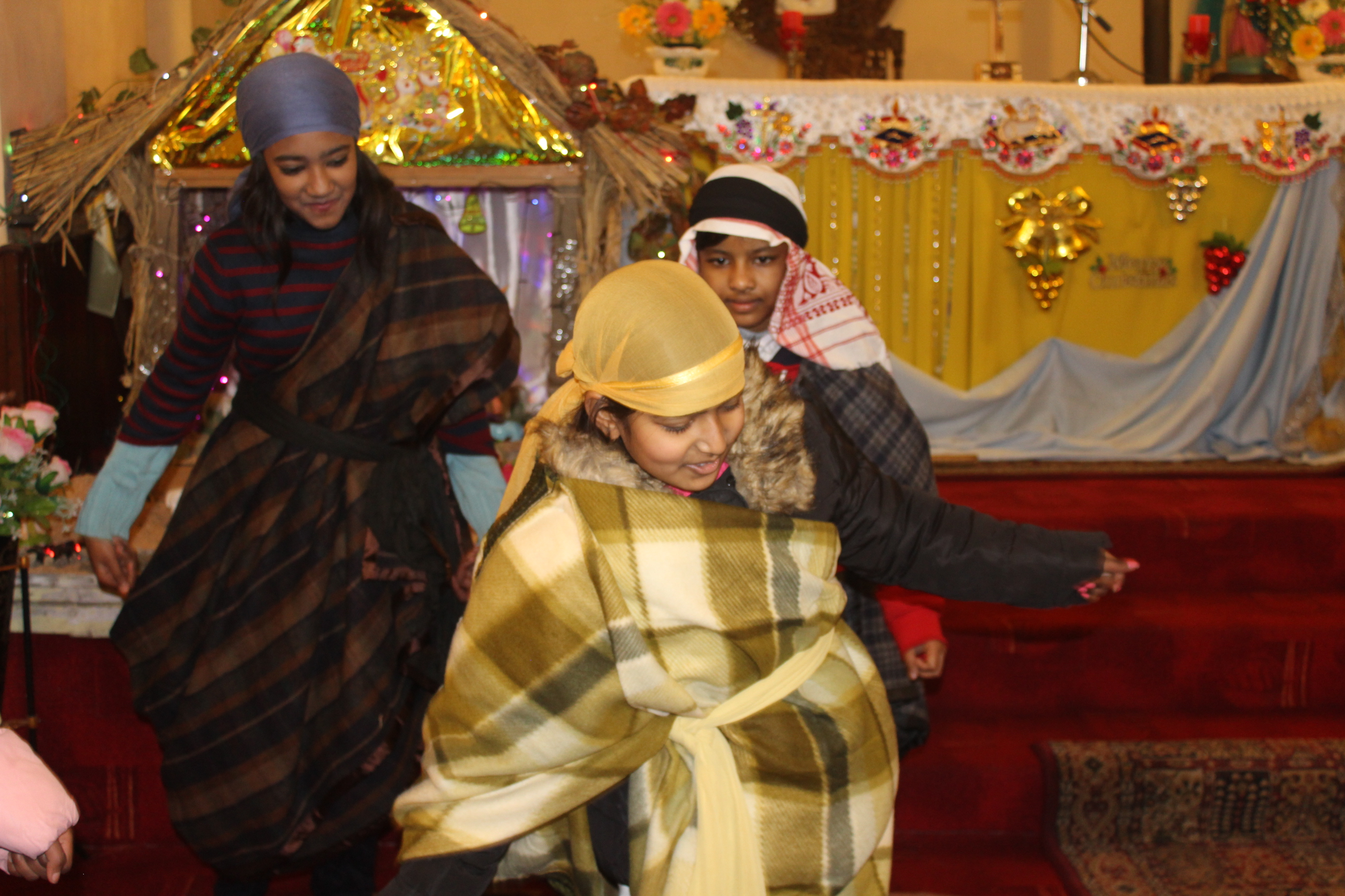 مراسم شب کریسمس در دره کشمیر + عکس