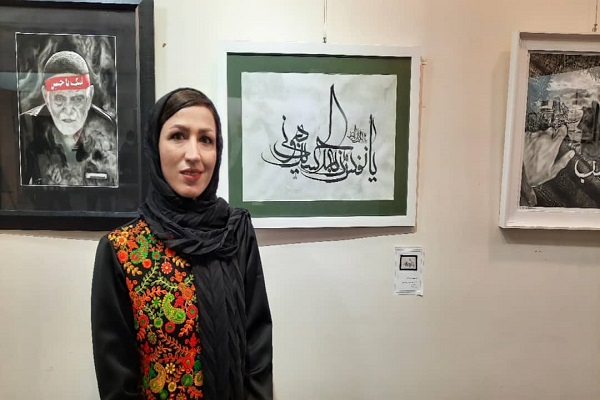 «قرآن و حافظ» دومین تجربه نمایشگاهی‌ام در خارج از کشور بود/ ضرورت توجه به آیات وحدت‌بخش در خوشنویسی