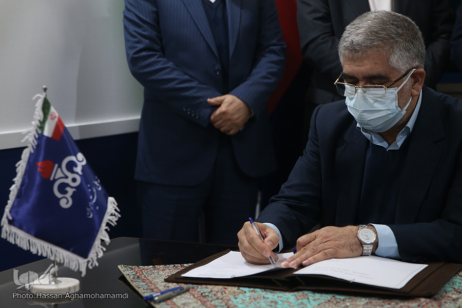 منتظر نتیجه مذاکرات برجامی نیستیم / امضای تفاهمنامه بین وزارت نفت و جهاد دانشگاهی منتظر نتیجه مذاکرات برجامی نیستیم / امضای تفاهمنامه بین وزارت نفت و جهاد دانشگاهی