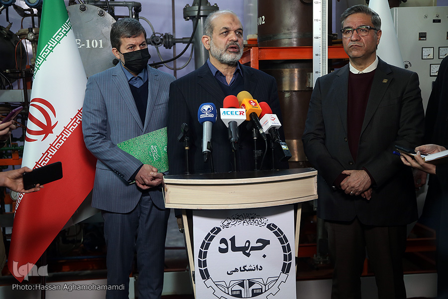 بازدید سه وزیر و جمع کثیری از مسئولان و نمایندگان مجلس از توانمندی‌های جهاد