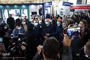 بازدید وزرا و جمعی از نمایندگان مجلس از دستاوردهای جهاد دانشگاهی