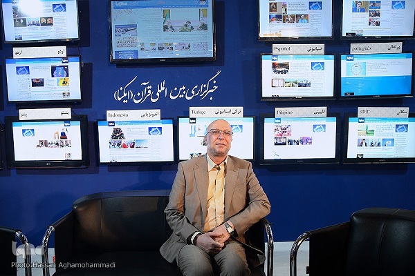 محمدعلی زلفیگل، وزیر علوم،تحقیقات و فناوری در نمایشگاه دستاوردهای جهاد دانشگاهی محمدعلی زلفیگل، وزیر علوم،تحقیقات و فناوری در نمایشگاه دستاوردهای جهاد دانشگاهی