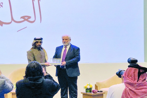 کتابت قرآن نهایت آرزوی هر هنرمند خوشنویسی است