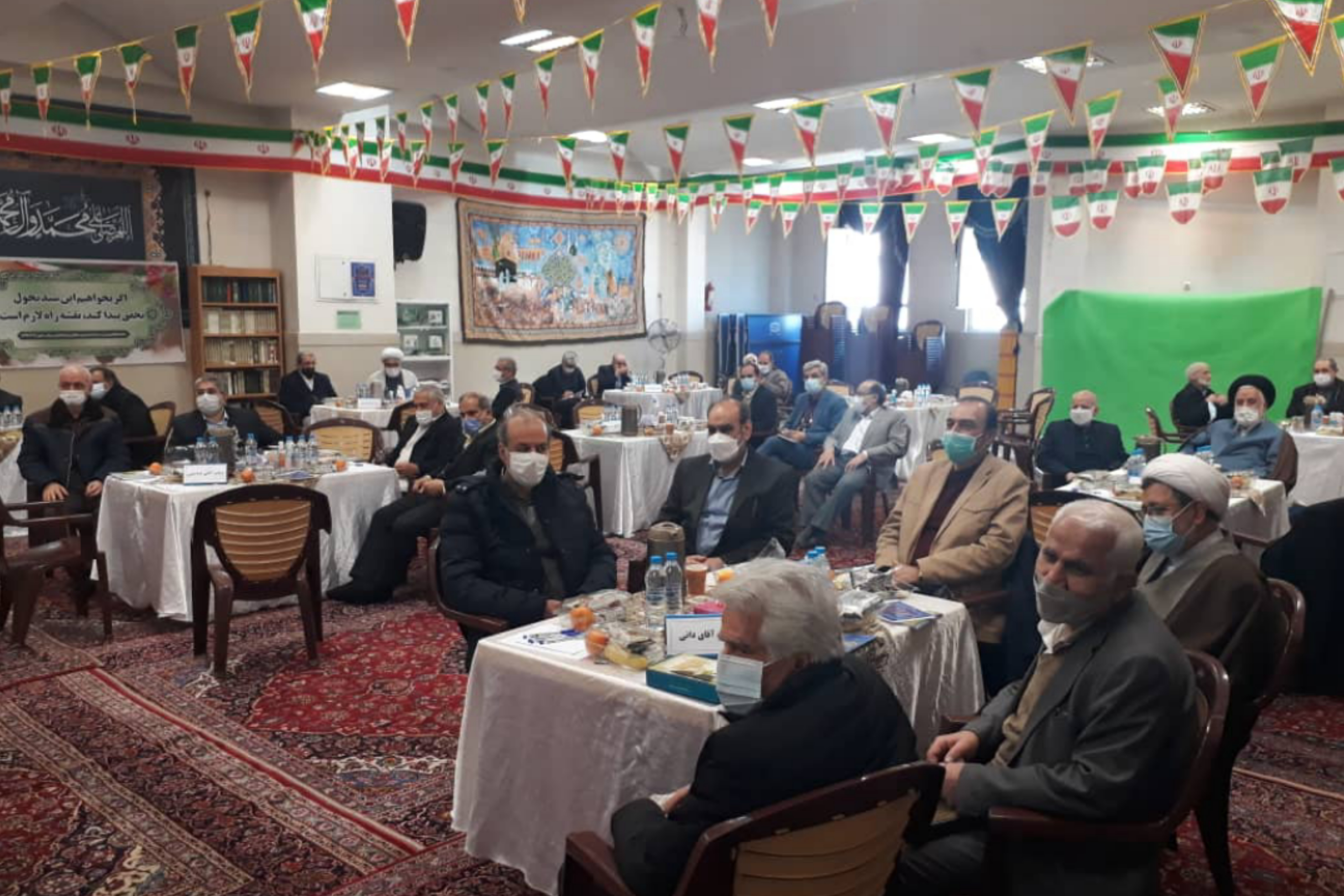 بهره‌مندی از تجربیات پیشکسوتان آموزش و پرورش