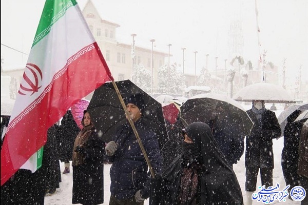 طنین سرافرازی جمهوری اسلامی در وطن