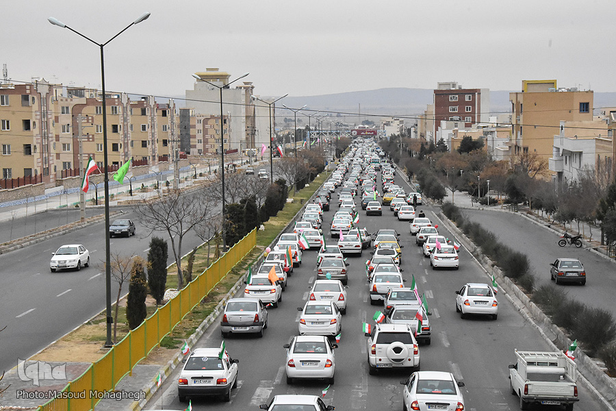 طنین سرافرازی جمهوری اسلامی در وطن