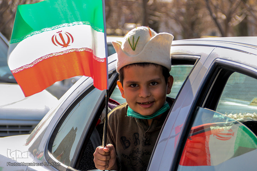 طنین سرافرازی جمهوری اسلامی در وطن