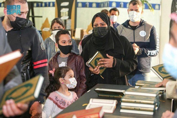 استقبال از نخستین نمایشگاه مصحف شریف در ریاض استقبال از نخستین نمایشگاه مصحف شریف در ریاض