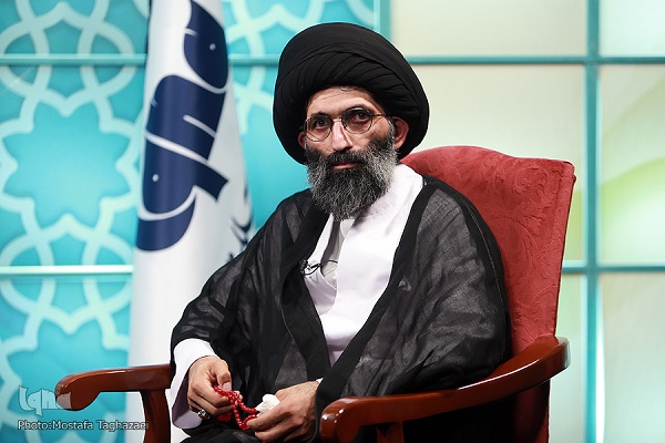 حجت‌الاسلام‌والمسلمین سیدعباس موسوی‌مطلق، استاد اخلاق و عرفان