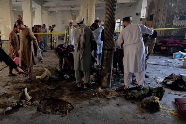 بیانیه آیت‌الله سیستانی و عمار الحکیم در محكوميت انفجار مسجد «پیشاور» پاکستان