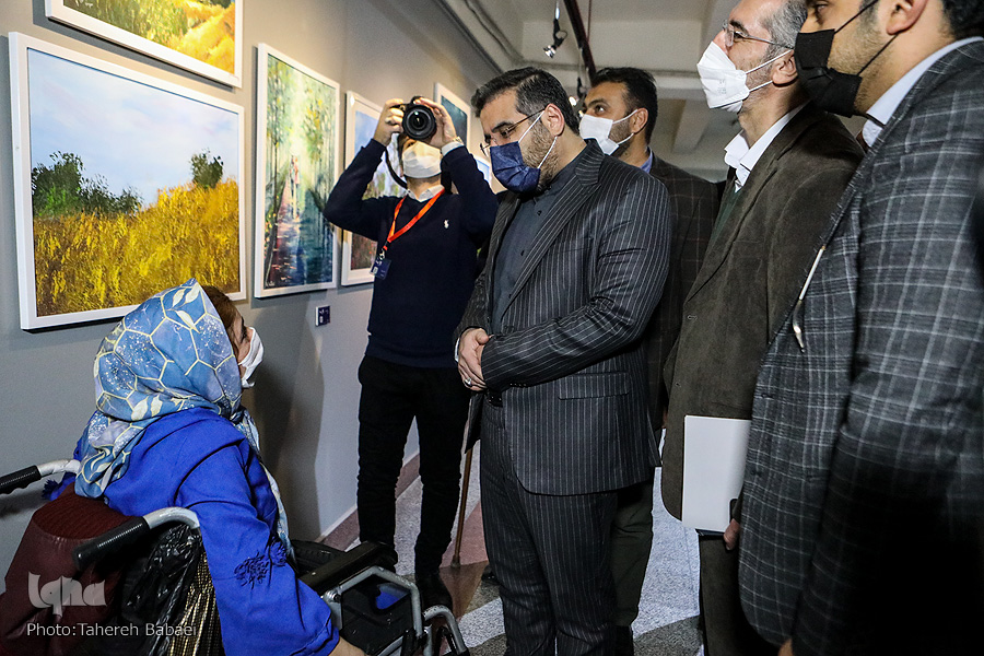 در انتظار فیلم و عکس///// وزیر فرهنگ و ارشاد اسلامی دومین جشنواره ملی هنری «همام» را افتتاح کرد + فیلم