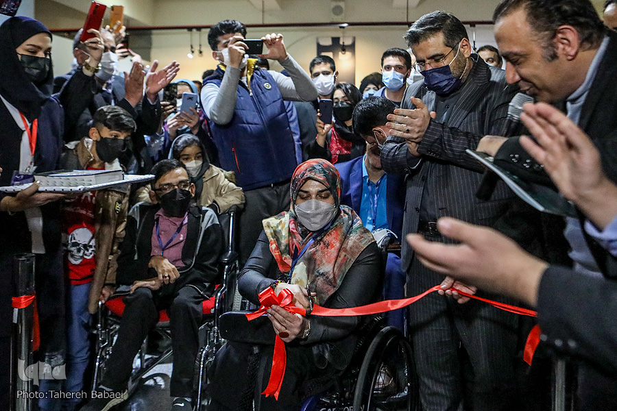 در انتظار فیلم و عکس///// وزیر فرهنگ و ارشاد اسلامی دومین جشنواره ملی هنری «همام» را افتتاح کرد + فیلم