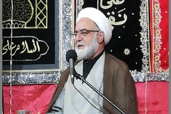 نمایش زیست مؤمنانه با دستگیری از مستمندان در رمضان