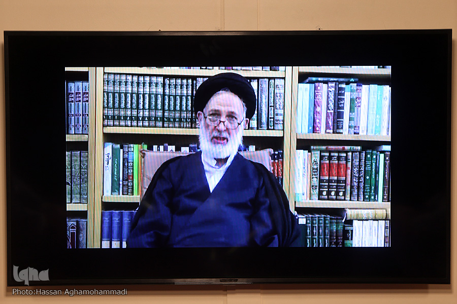 «تفسیر معاصرانه قرآن»؛ از سردرگمی مخاطب تا فقدان انسجام + فیلم