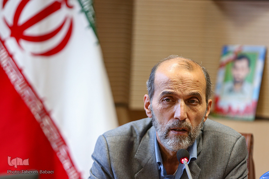 ارسالی//آغاز جریان ملی جلسات تفسیر خانگی قرآن / برنامه‌های هیئت اندیشه‎ورز بانوان قرآنی تشریح شد