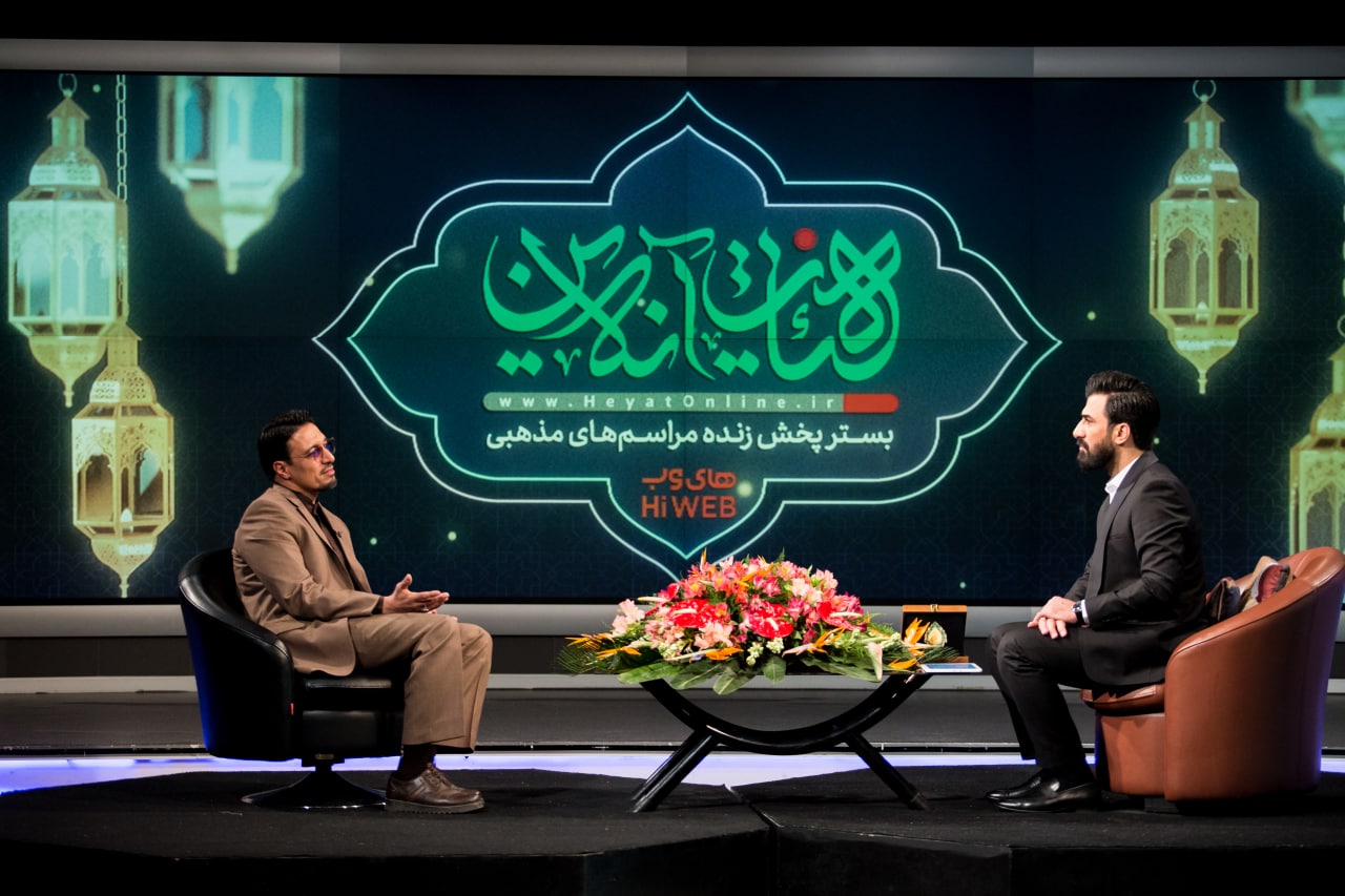 قاری و موذن بارگاه امام رضا بودن بالاتر از تمام رتبه های بین المللی است