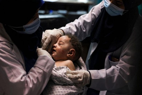 رژیم صهیونیستی نیمه شب گذشته در 100 نوبت غزه را بمباران کرد/ حماس فراتر از تل‌آویو را هدف گرفت