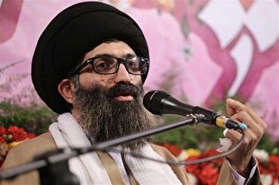 نکوهش عیب‌جویی در آیات و روایات