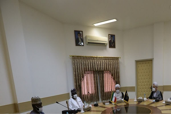 راهبرد اصلی جامعةالمصطفی تقریب مذاهب اسلامی است