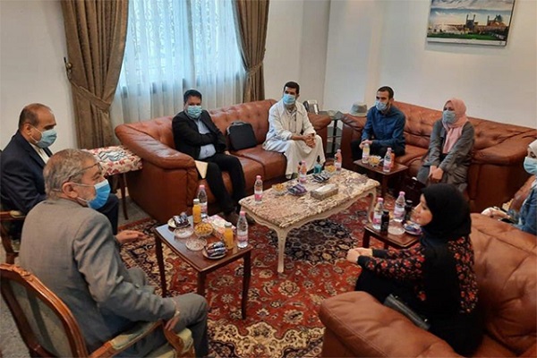 تجلیل از برترین مقالات «خدمات ایرانیان به قرآن» در الجزایر