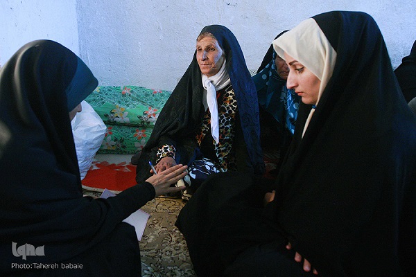 کمک مالی مسئولان نیازی نیست،&zwnj; بروکراسی اداری را رفع کنند