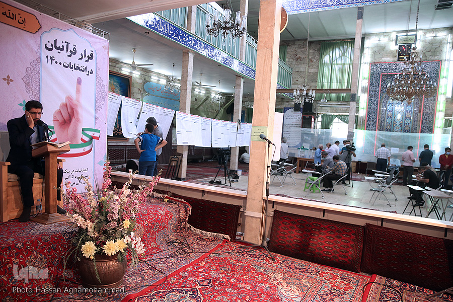 همراهی تالیان قرآن با شور انتخابات همراهی تالیان قرآن با شور انتخابات