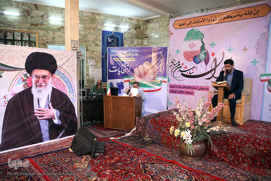 همراهی تالیان قرآن با شور انتخابات همراهی تالیان قرآن با شور انتخابات