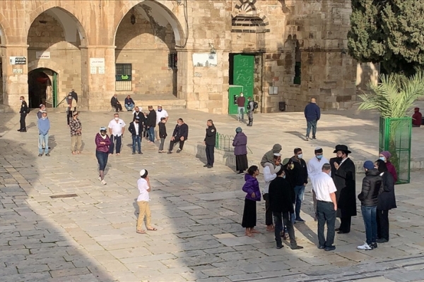 ادامه محکومیت&zwnj;ها علیه هتک حرمت مسجد الاقصی/ یورش شهرک نشینان صهیونیست به مسجد الاقصی در روز عرفه +فیلم