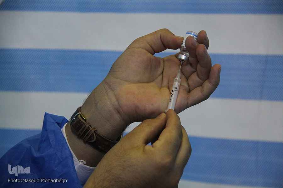 در باغ سبز واکسن کرونا؛ از وعده&zwnj;های داخلی&zwnj; تا شروط خارجی&zwnj;