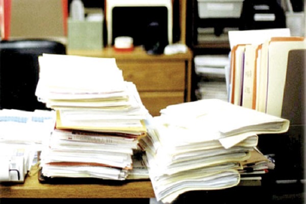 سه‌شنبه، منتظر عکس هستم/حل و فصل مشکلات اداری مؤسسات از سوی دولت، مهم‌تر از مساعدت مالی است