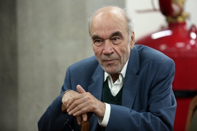 غرب، فرهنگ را بازنشسته کرده است/ بریدگی سیاست از فرهنگ