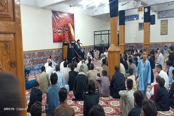 عزاداری حضرت سیدالشهدا (ع) فراتر از دین و مذهب است عزاداری حضرت سیدالشهدا (ع) فراتر از دین و مذهب است