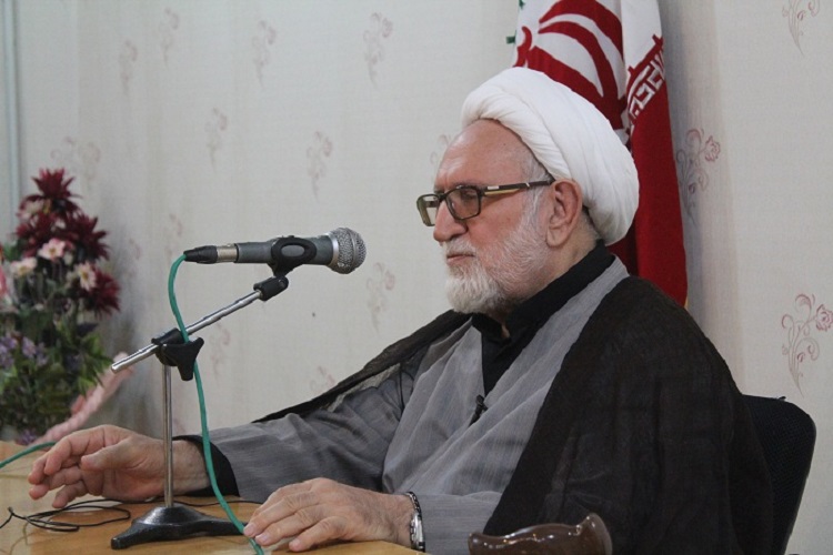 مصاحبه یکشنبه// حجت‌الاسلام پیشوایی محب حقیقی اهل بیت(ع) بود/ آخرین خاطره از پدر