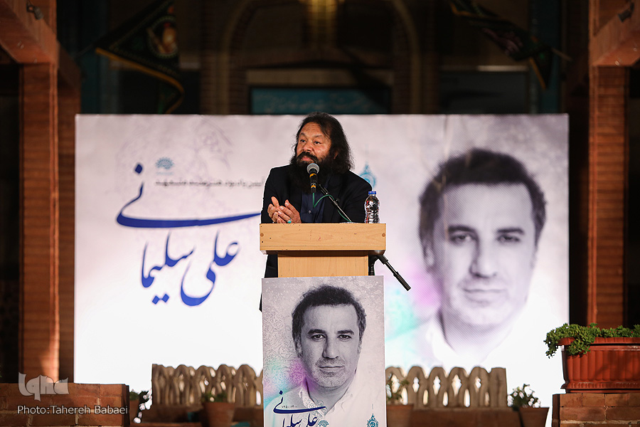 سلیمانی مانوس با آل علی بود/ نذر فرهنگی کتاب به یاد هنرمندی متعهد سلیمانی مانوس با آل علی بود/ نذر فرهنگی کتاب به یاد هنرمندی متعهد