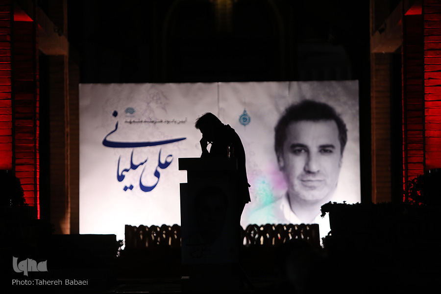 سلیمانی مانوس با آل علی بود/ نذر فرهنگی کتاب به یاد هنرمندی متعهد سلیمانی مانوس با آل علی بود/ نذر فرهنگی کتاب به یاد هنرمندی متعهد