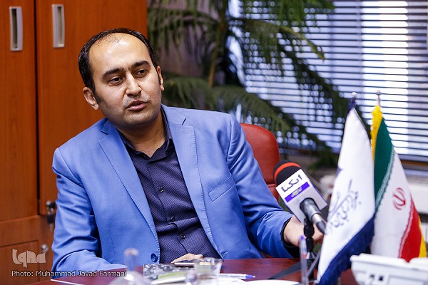 شکاف بین هیئت بروها و شمال بروها در جامعه ایران/ بازاندیشی دینداران را پاسخ دهیم