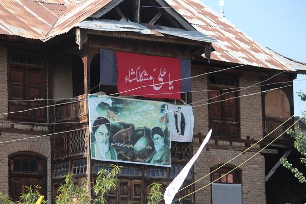 برگزاری مراسم عزاداری روز عاشورا در کشمیر برگزاری مراسم عزاداری روز عاشورا در کشمیر