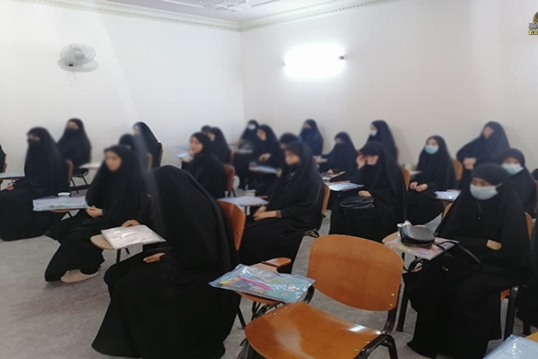 برگزاری دهمین دوره آموزش فقه و عقاید از سوی آستان امامین جوادین (ع) +عکس